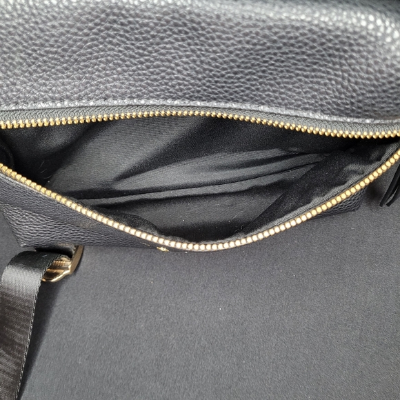 Marc Jacobs Black Pebbled Textured Backpack - Picture 13 of 16